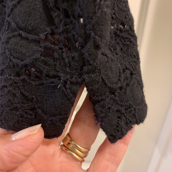 Black Cotton Lace Blouse - Picture 9 of 11